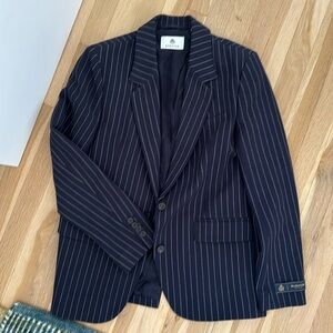 Aritzia Babaton navy blue pinstripe blazer size S. New without tags